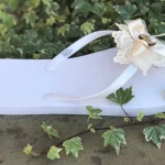 inexpensive flip flops for wedding